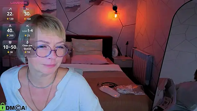 Snapshot of Ann_Annise chatting on July 2026 01:08:02 AM Ann Annise online show from July 2026 01:08:02 AM