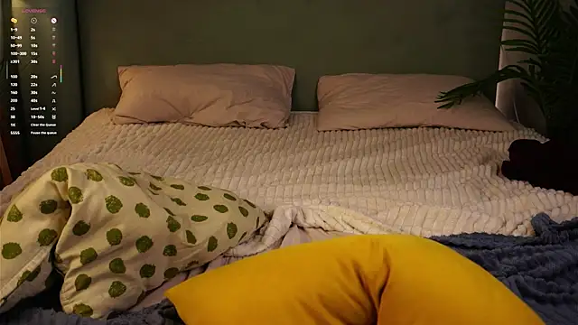 ShantellAngulo online show from April 2026 04:46:01 AM