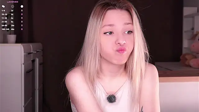 LeeryWonder online show from April 2026 01:44:01 AM