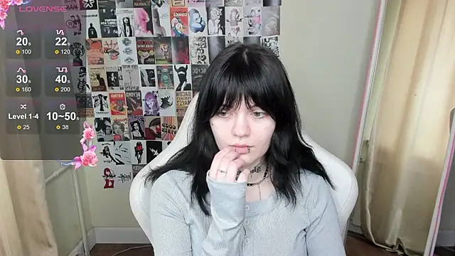 Snapshot of Emma_Darkkk chatting on February 2026 05:48:02 AM Emma Darkkk online show from February 2026 05:48:02 AM