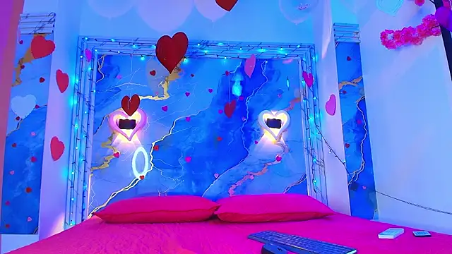 Snapshot of Eleanor_rigby5 chatting on February 2026 03:38:02 AM Eleanor rigby5 online show from February 2026 03:38:02 AM