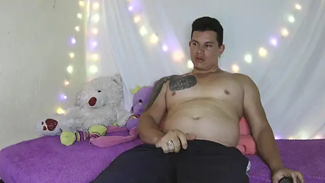 Eternalfuego online show from March 2026 03:56:01 AM