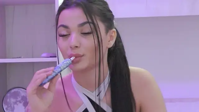 Snapshot of MayaMadison chatting on February 2026 09:41:01 PM MayaMadison online show from February 2026 09:41:01 PM