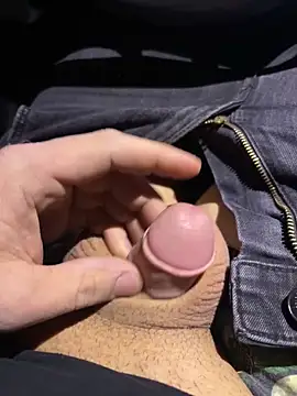 Snapshot of Lennart1869 chatting on February 2026 06:37:02 PM Lennart1869 online show from February 2026 06:37:02 PM