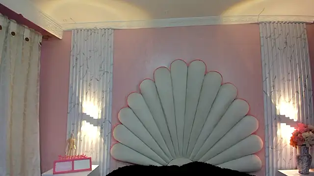 Kateemos online show from March 2026 02:21:02 PM