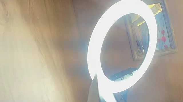 Berchy tf online show from February 2026 01:41:02 PM