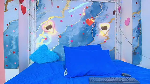 crystal love08 online show from February 2026 07:25:02 PM