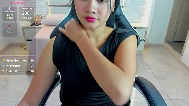 Snapshot of Yaiza_farak chatting on February 2026 02:18:02 AM Yaiza farak online show from February 2026 02:18:02 AM