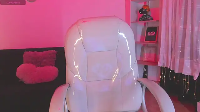 Sweet bellaa  online show from April 2026 06:06:01 AM