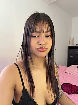 Snapshot of Chel__ chatting on July 2026 08:00:02 PM Chel online show from July 2026 08:00:02 PM