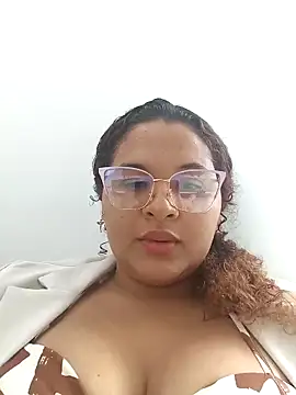 Snapshot of AdinaSkaly chatting on February 2026 02:59:02 PM AdinaSkaly online show from February 2026 02:59:02 PM