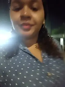 Snapshot of AdinaSkaly chatting on February 2026 08:58:02 AM AdinaSkaly online show from February 2026 08:58:02 AM