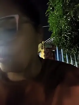 Snapshot of AdinaSkaly chatting on March 2026 09:15:02 AM AdinaSkaly online show from March 2026 09:15:02 AM