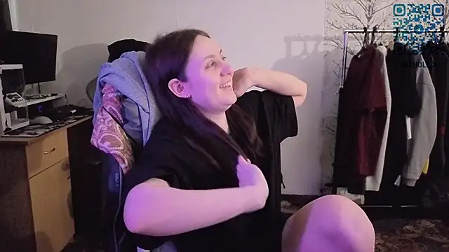 Holy Kveta online show from March 2026 03:17:01 AM