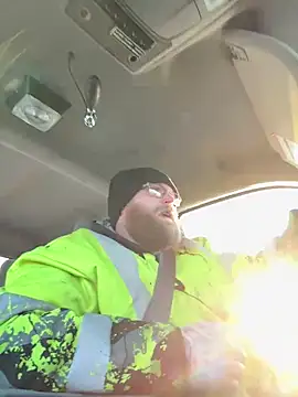 Snapshot of arcticman103 chatting on February 2026 10:47:02 PM arcticman103 online show from February 2026 10:47:02 PM