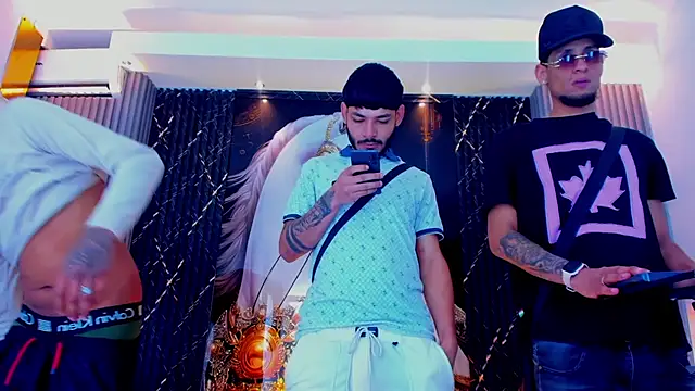 the knights of the night online show from February 2026 04:32:01 AM