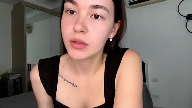 Snapshot of MauritaSpueler chatting on February 2026 06:02:01 AM MauritaSpueler online show from February 2026 06:02:01 AM