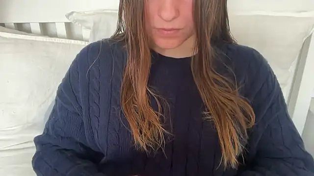 Lucyschickt online show from March 2026 08:53:02 AM