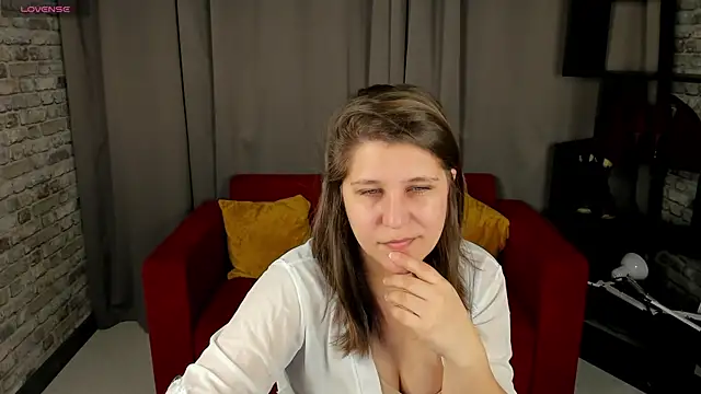 helenahoff online show from April 2026 04:15:01 AM