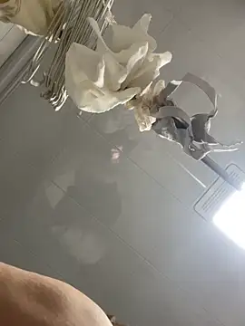 Snapshot of Youyou_12 chatting on February 2026 02:34:01 PM Youyou 12 online show from February 2026 02:34:01 PM