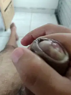 putopau15 online show from April 2026 02:14:02 PM