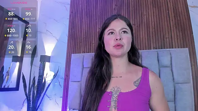 Snapshot of Scarlet_Rosexx chatting on May 2026 03:57:01 AM Scarlet Rosexx online show from May 2026 03:57:01 AM