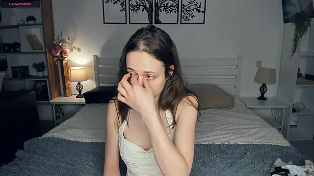 MalvinaTrafford online show from February 2026 08:43:01 PM