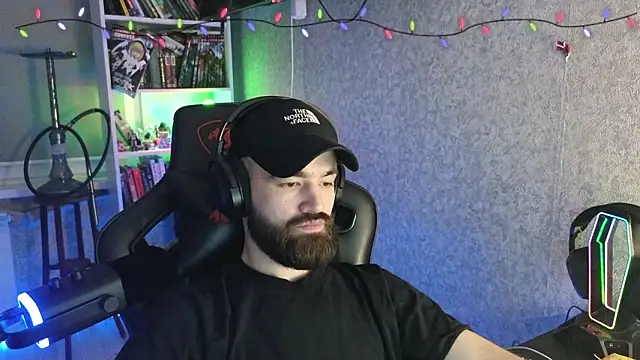 Snapshot of _Mostly_ chatting on February 2026 06:17:02 PM Mostly online show from February 2026 06:17:02 PM