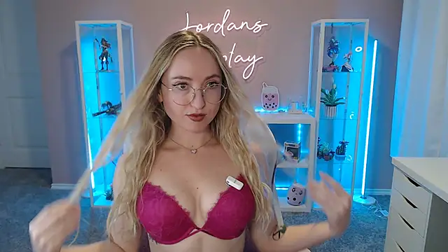 jordanscosplay online show from March 2026 05:50:02 PM