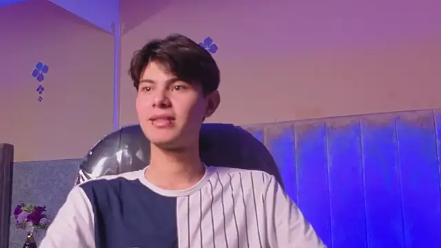 Derek Sinn online show from March 2026 07:53:01 PM