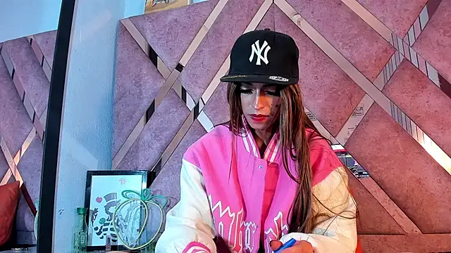 MeghanQueen   online show from April 2026 05:52:01 AM