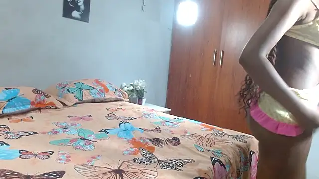 arianna rossi11 online show from February 2026 12:00:01 PM