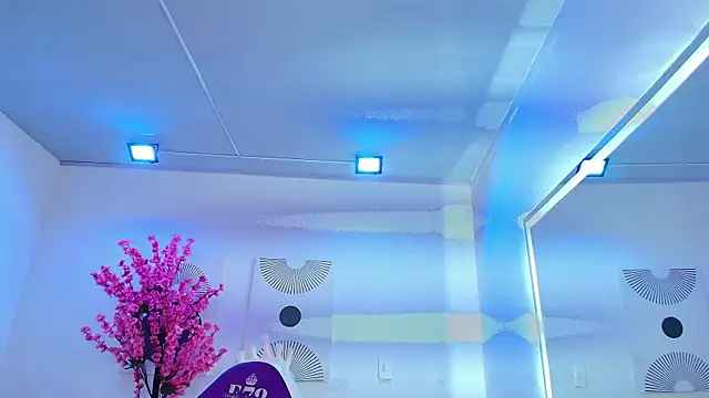 Snapshot of Madisson_pitman chatting on February 2026 08:18:01 PM Madisson pitman online show from February 2026 08:18:01 PM