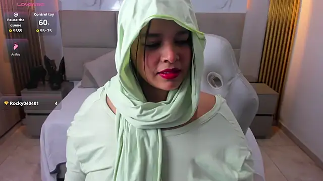 Snapshot of Nasira_sultan chatting on February 2026 03:51:02 AM Nasira sultan online show from February 2026 03:51:02 AM