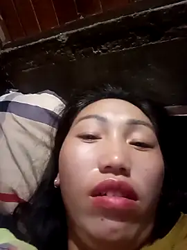 hot-luna- online show from February 2026 11:12:01 PM