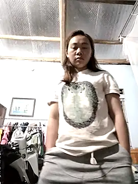 Snapshot of Bella-222 chatting on February 2026 08:38:02 PM Bella-222 online show from February 2026 08:38:02 PM