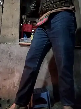 Bella-222 online show from April 2026 11:24:02 AM