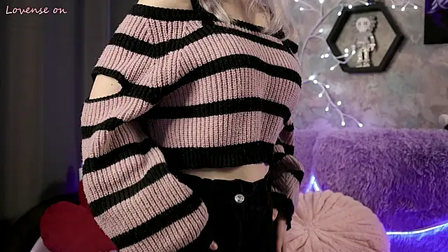 Yunakiss online show from April 2026 11:17:01 AM