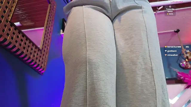 Ladyy brownn online show from February 2026 11:33:01 AM