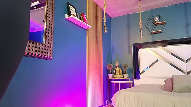 Ladyy brownn online show from April 2026 11:53:01 AM