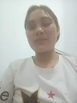 Momo-biki online show from March 2026 02:07:02 PM