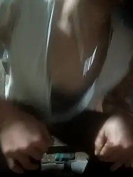 Momo-biki online show from April 2026 10:12:02 PM