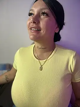 Snapshot of Miia__Taylor chatting on February 2026 02:37:01 AM Miia Taylor online show from February 2026 02:37:01 AM