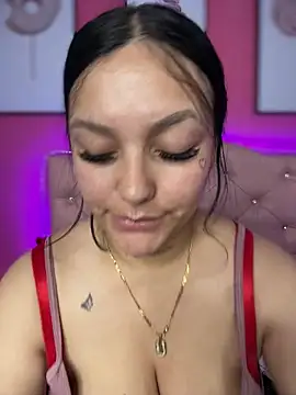 Snapshot of Miia__Taylor chatting on February 2026 02:22:01 AM Miia Taylor online show from February 2026 02:22:01 AM