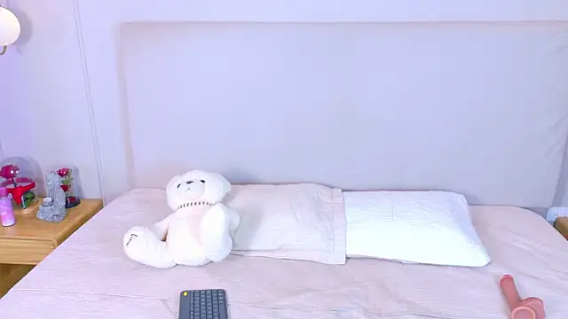 Snapshot of JosselynBrown chatting on February 2026 01:14:02 PM JosselynBrown online show from February 2026 01:14:02 PM