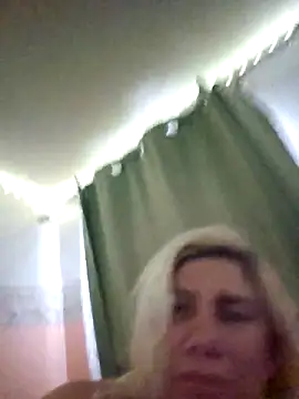 Snapshot of Icequeen1981 chatting on March 2026 06:14:02 PM Icequeen1981 online show from March 2026 06:14:02 PM