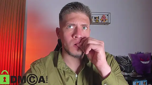 Snapshot of SebastianMaximoff_ chatting on February 2026 09:14:02 PM SebastianMaximoff online show from February 2026 09:14:02 PM