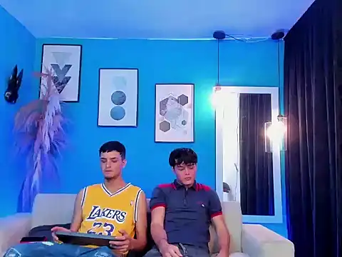 Snapshot of KingOfHeavens_2 chatting on February 2026 01:10:02 AM KingOfHeavens 2 online show from February 2026 01:10:02 AM