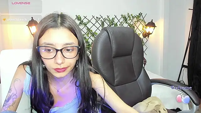 Snapshot of nana__rousse chatting on February 2026 11:52:02 PM nana rousse online show from February 2026 11:52:02 PM