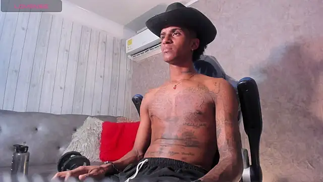 scarlettqueenx online show from February 2026 08:16:02 PM